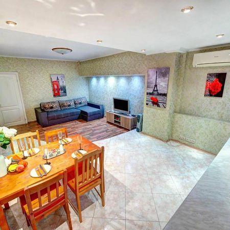 كييف Apartments Of Bogdan Khmelnitsky المظهر الخارجي الصورة