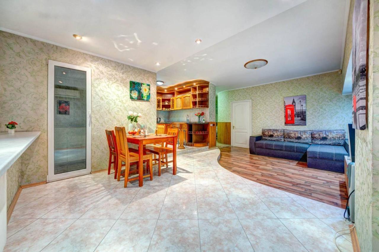 كييف Apartments Of Bogdan Khmelnitsky المظهر الخارجي الصورة